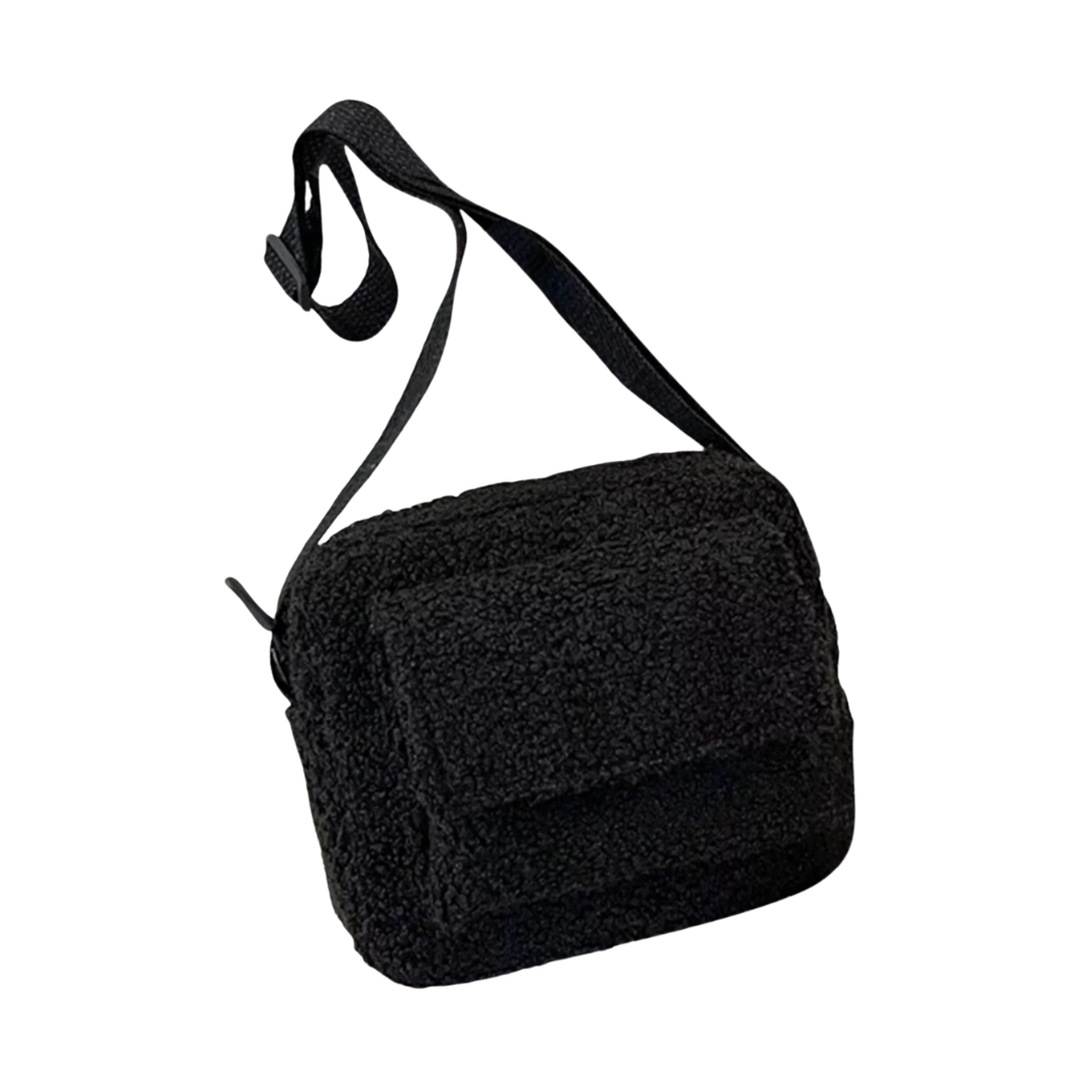 Plüsch Tasche - Schwarzer Waistbag - veganer Waist Bag - Waist Bag schwarz vegan - Wolkis Bag - Aurora Hikari