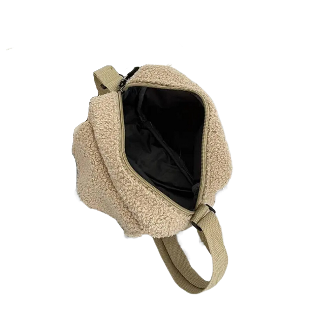 Plüsch Tasche - Beiger Waistbag - veganer Waist Bag - Waist Bag Beige vegan - Wolkis Bag - Aurora Hikari